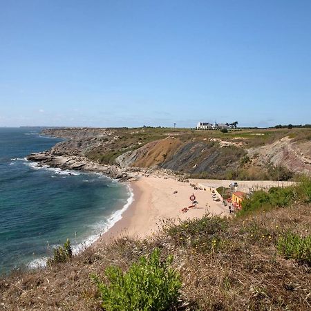Sao Bernardino Beach House Atouguia Da Baleia Eksteriør billede